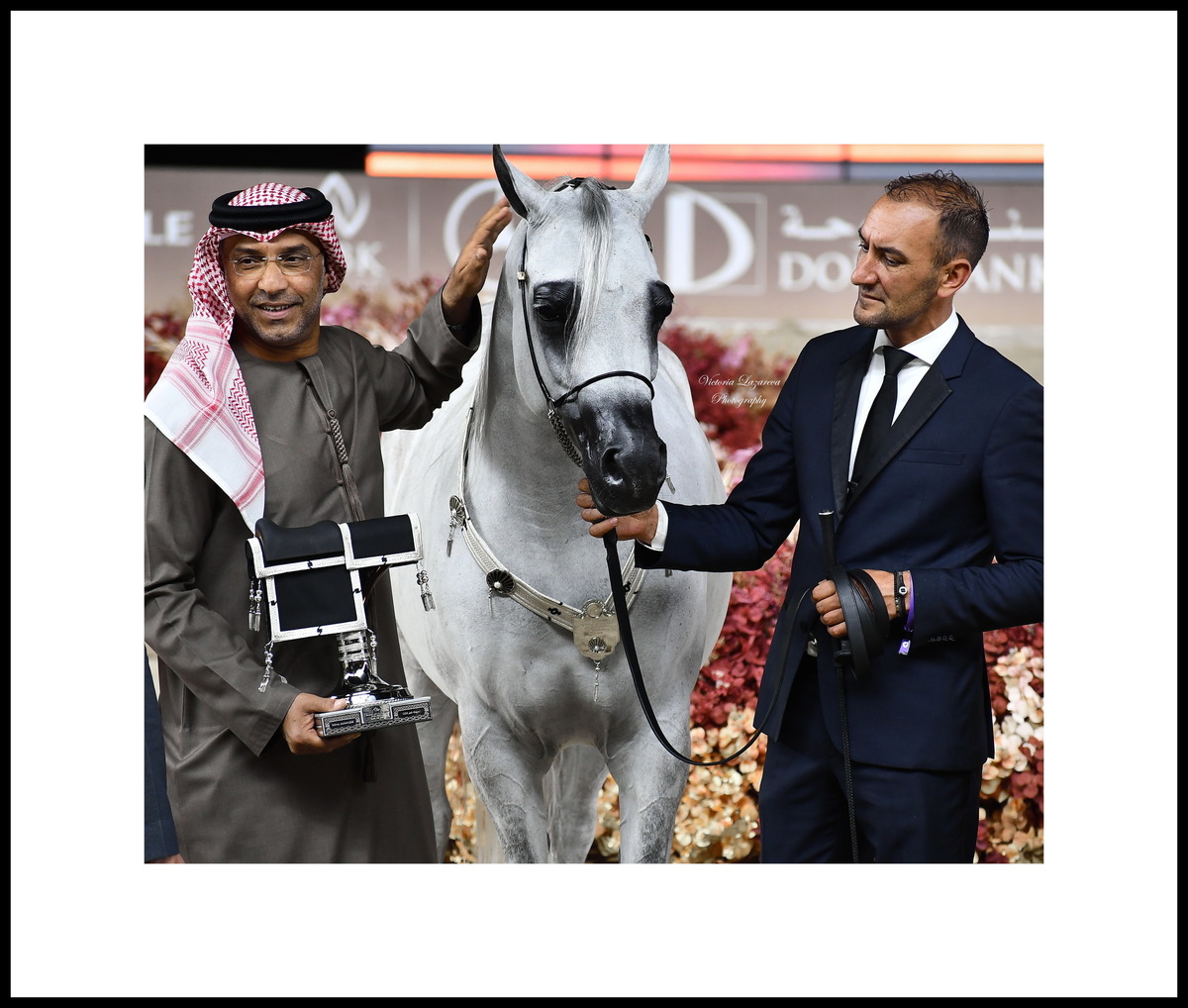 Ajman Stud General Manager Khalid bin Ghanem Al Omairi, trainer Glenn Schoukens & Arabian mare Al Aryam Banafsaj, UAE